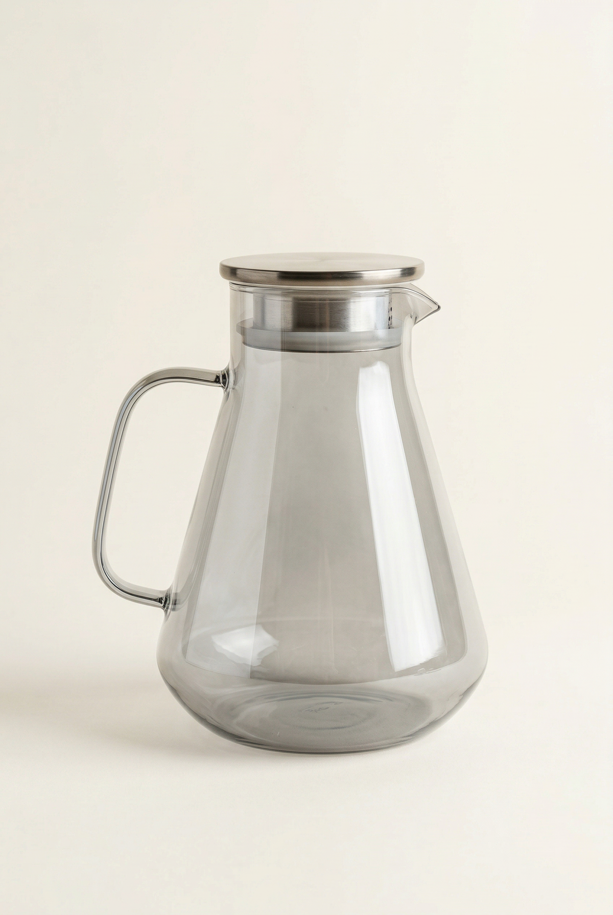 Metal Kapaklı Füme Cam Sürahi - 1,9 Litre - 2. görsel